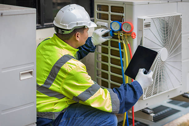 Professional Hvac technician working in Sterling, VA